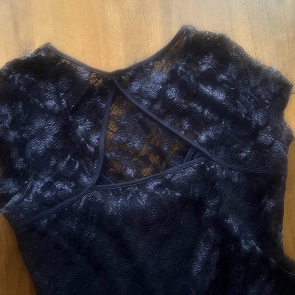 No boundaries midnight blue lace dress size 2xl
